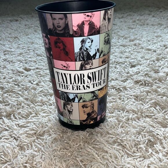 EXCLUSIVE AMC TAYLOR SWIFT 44oz Cup Eras Tour - Picture 1 of 7